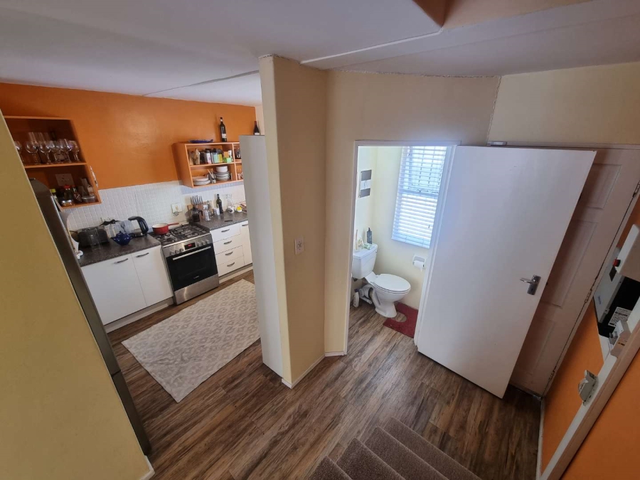 To Let 2 Bedroom Property for Rent in Claremont Upper Western Cape